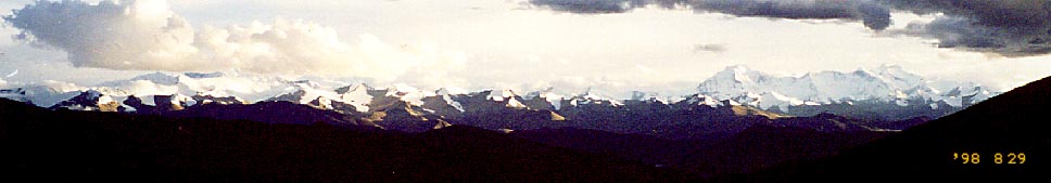 A panoramic view of the Himalaya. Hit to see more mounts